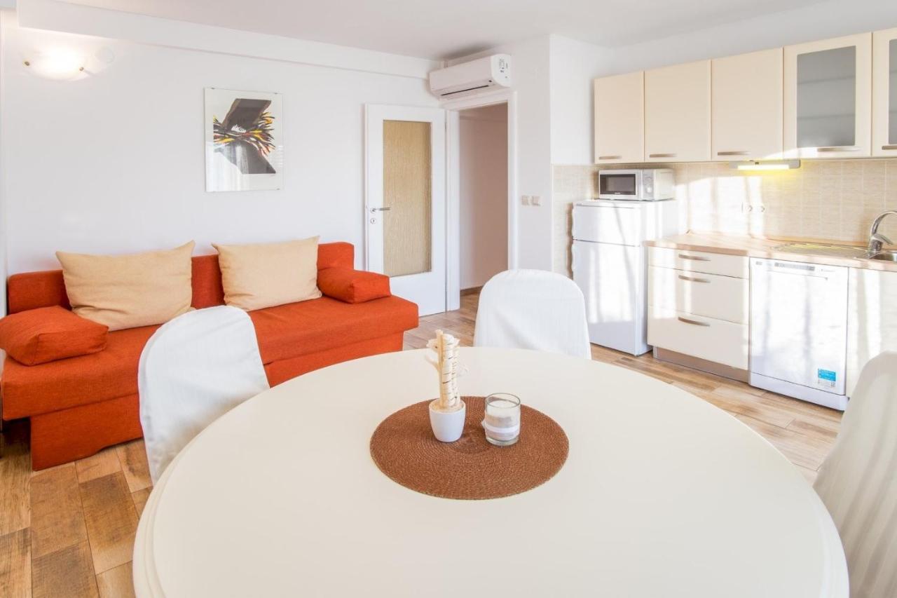 Bubi Apartments Malinska Dış mekan fotoğraf