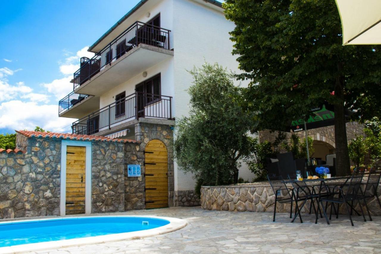 Bubi Apartments Malinska Dış mekan fotoğraf